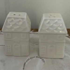 White Shaker Style House Salt & Pepper Shakers Farmhouse Traditional EUC